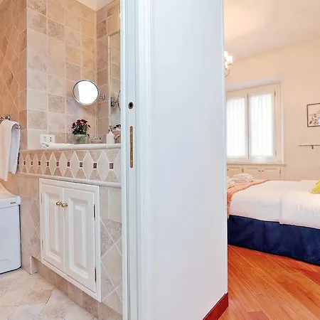 Luxury House Borghese Διαμέρισμα