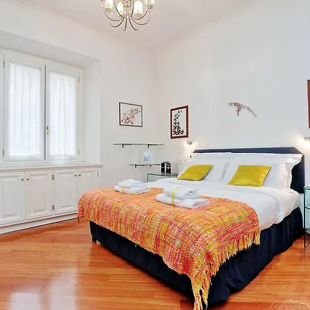 Luxury House Borghese Daire *